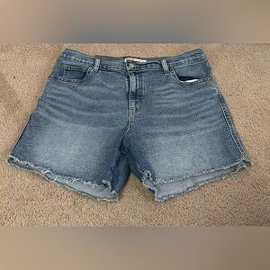 Signature by Levi Strauss Women's Blue Jean Shorts